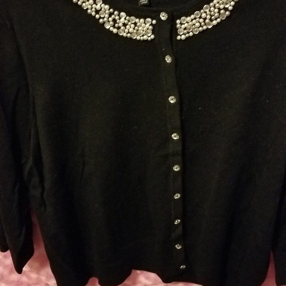 Sweater - Picture 2 of 3